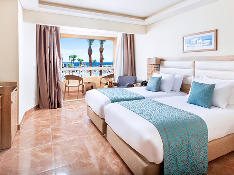 Beach Albatros Resort