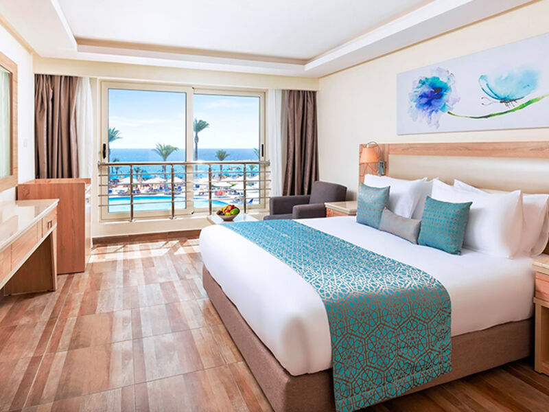 Beach Albatros Resort