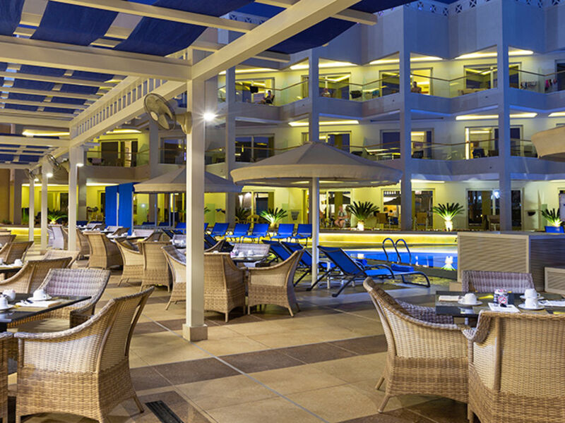 Beach Albatros Resort