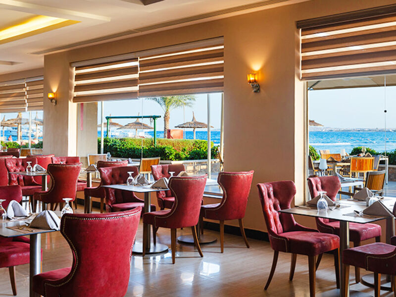 Beach Albatros Resort