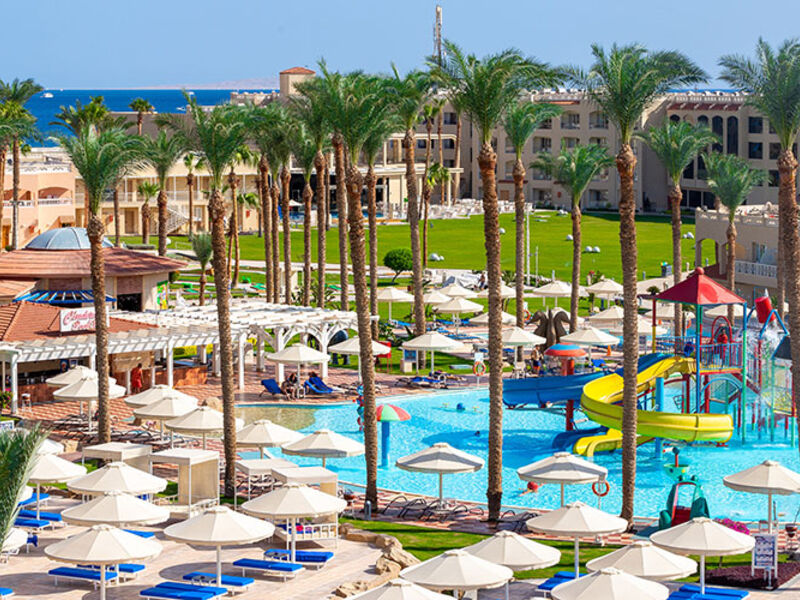 Beach Albatros Resort