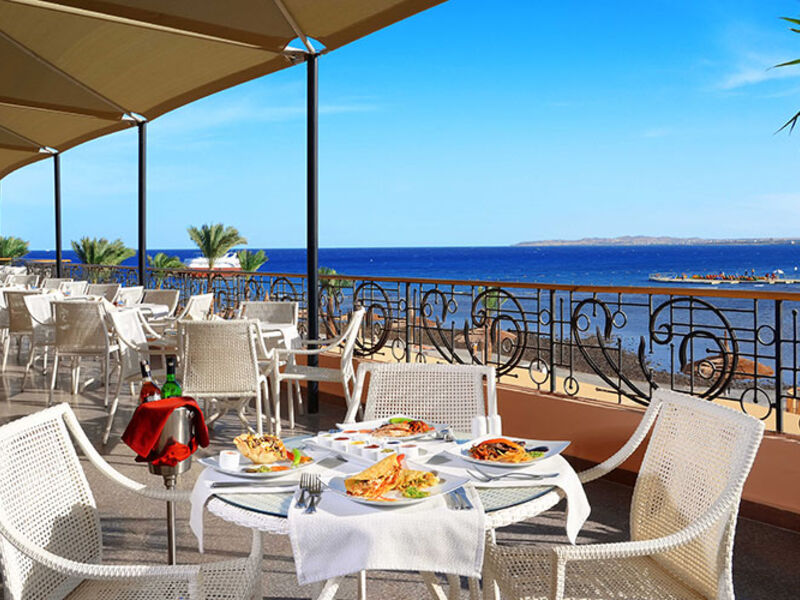 Beach Albatros Resort