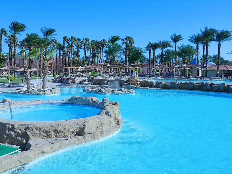 Beach Albatros Resort