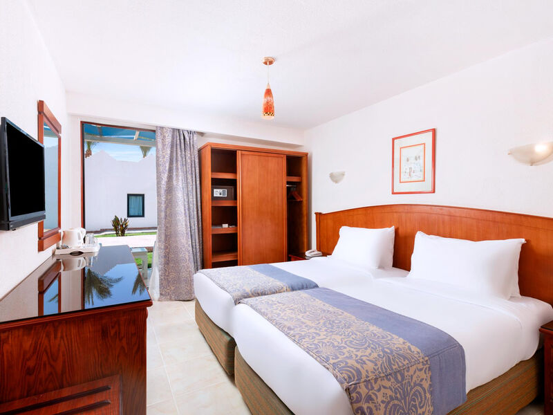 Beach Albatros Resort