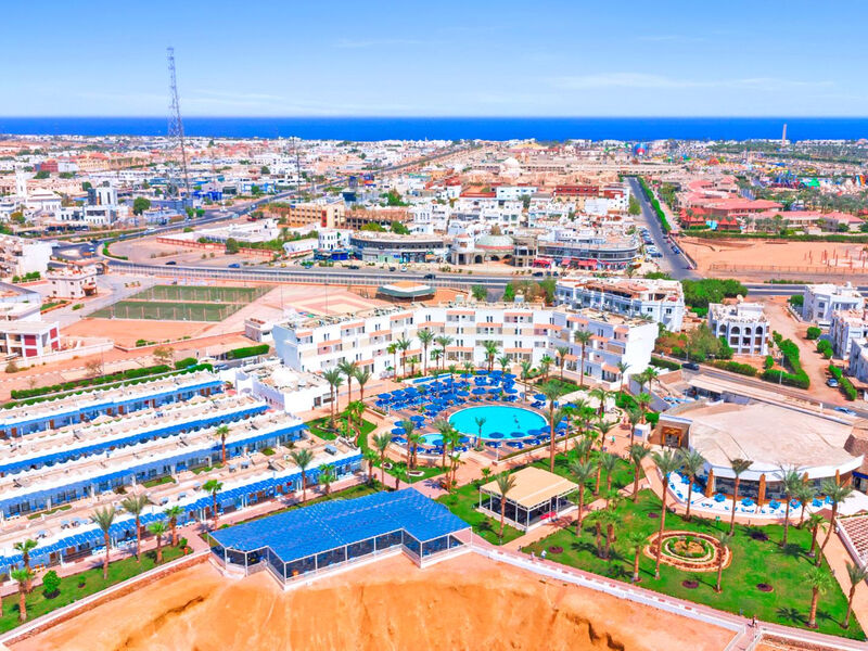 Beach Albatros Resort