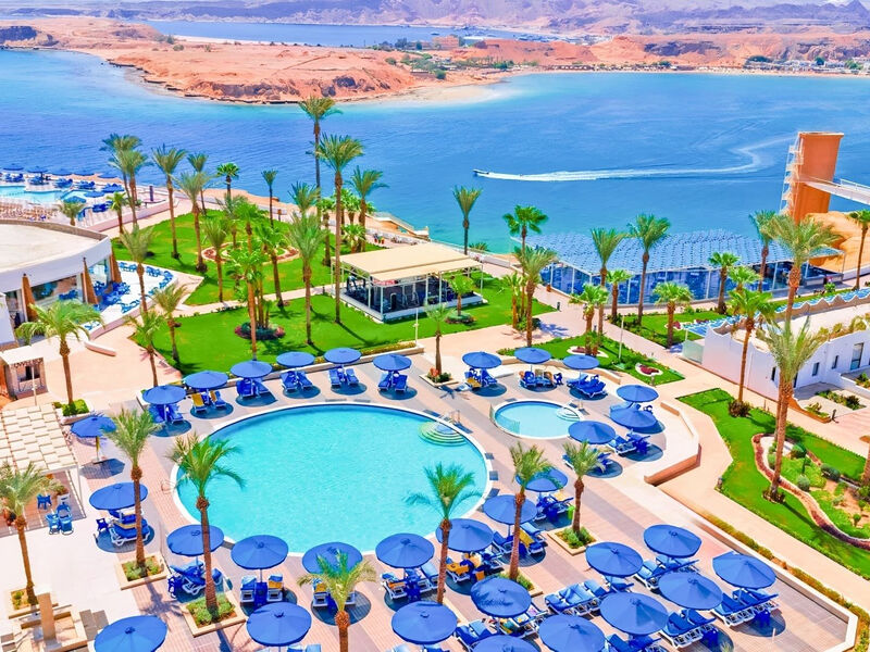 Beach Albatros Resort