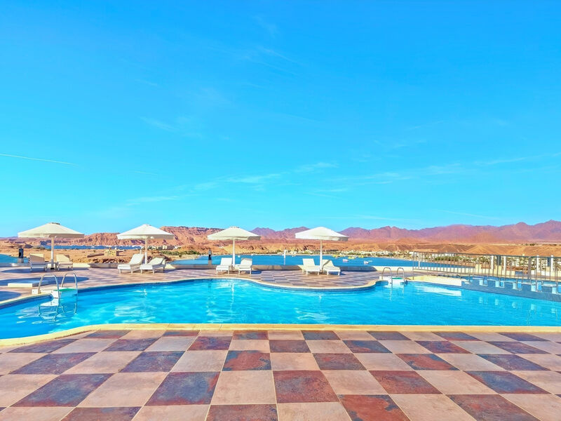 Beach Albatros Resort