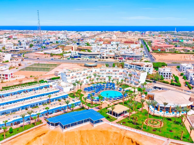 Beach Albatros Resort