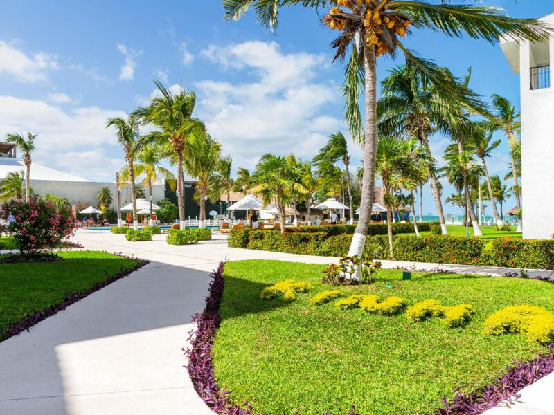 Beachscape Kin Ha Villas & Suites