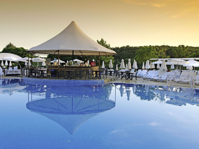 Bella Vista Beach Club