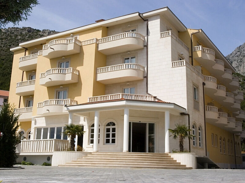Bella Vista