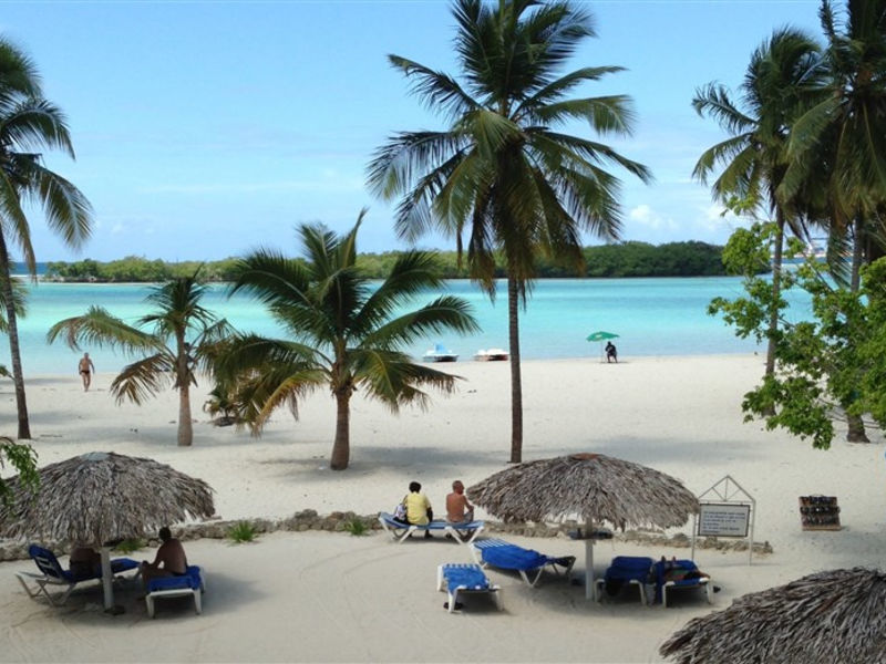 Bellevue Dominican Bay