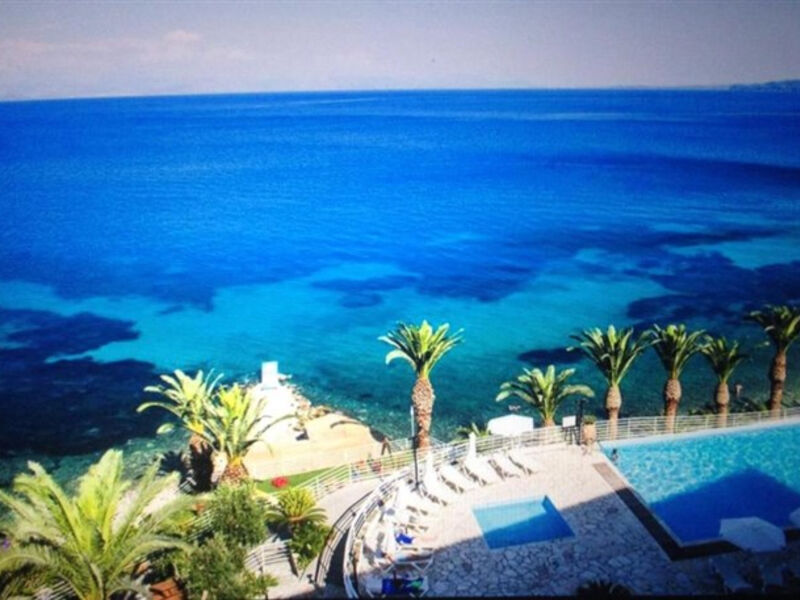 Corfu Maris Bellos