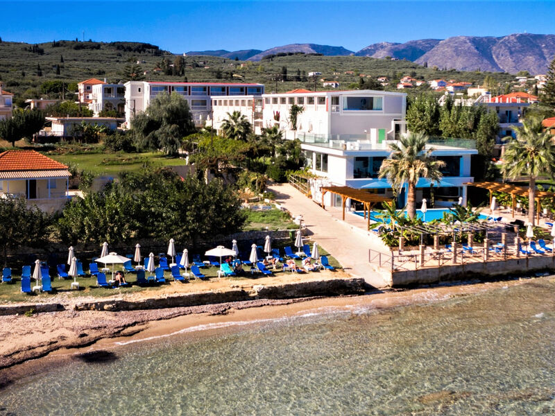 Belussi Beach Hotel & Suites
