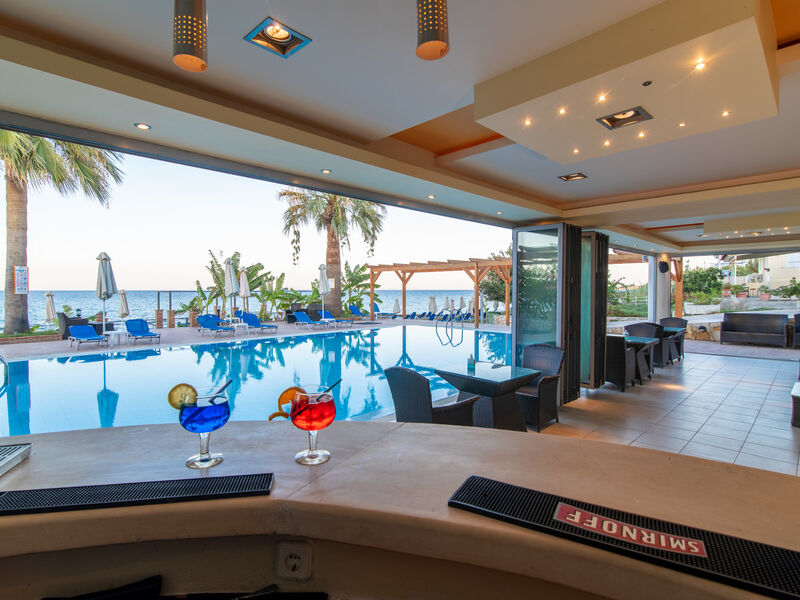 Belussi Beach Hotel & Suites