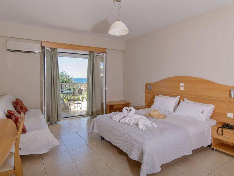 Belussi Beach Hotel & Suites