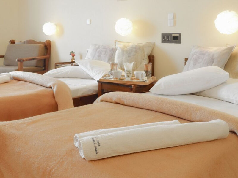 Belussi Beach Hotel & Suites