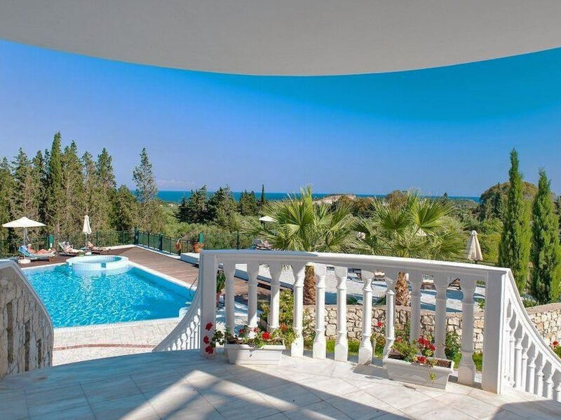 Belvedere Hotel Luxury Suites