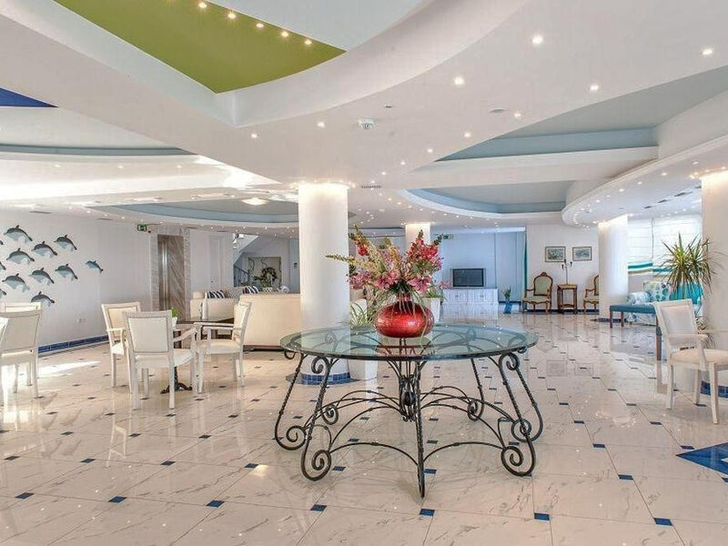 Belvedere Hotel Luxury Suites