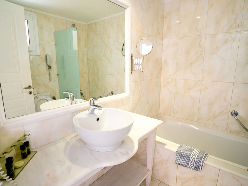 Gerakas Belvedere Hotel & Spa