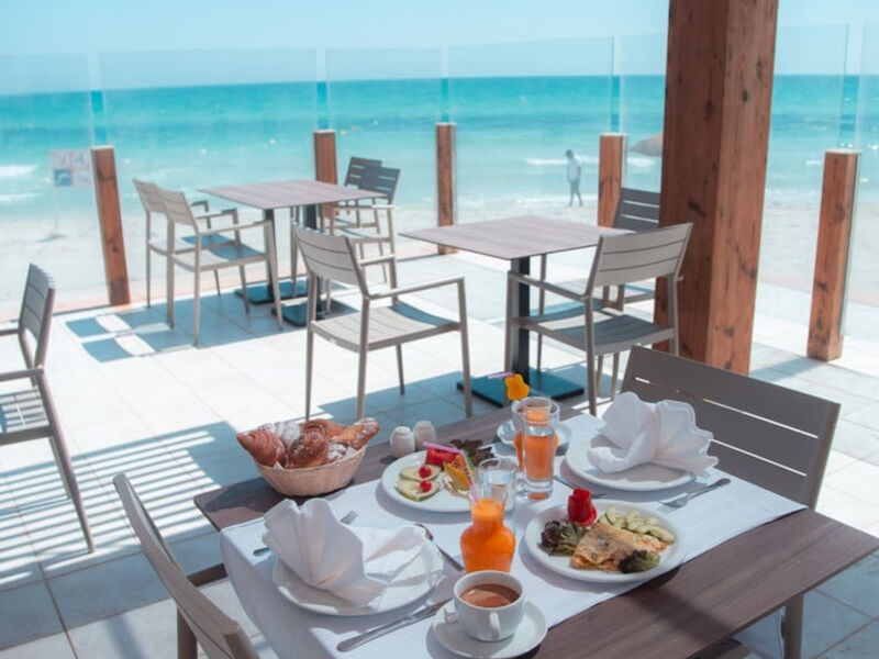 Hotel Cinnamon Bentota Beach