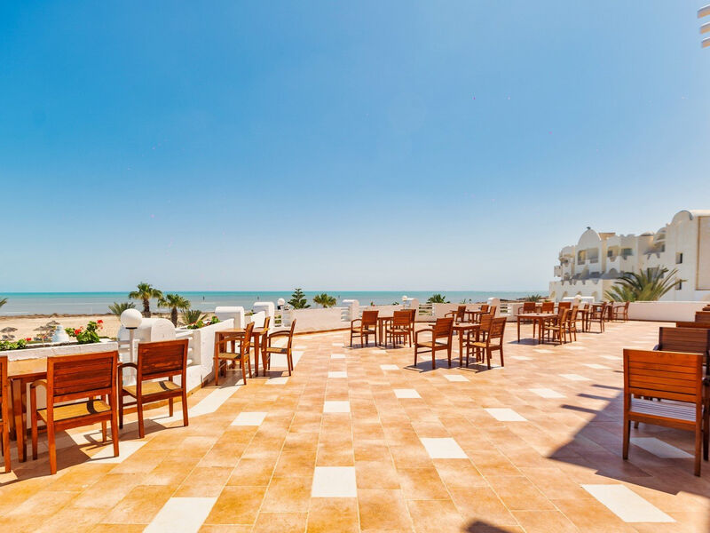 Hotel Cinnamon Bentota Beach