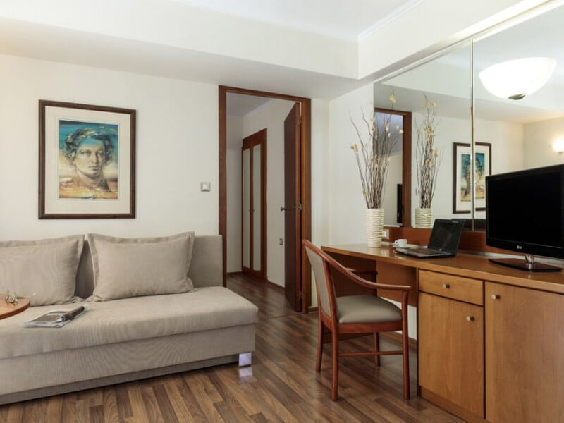 Best Western Plaza