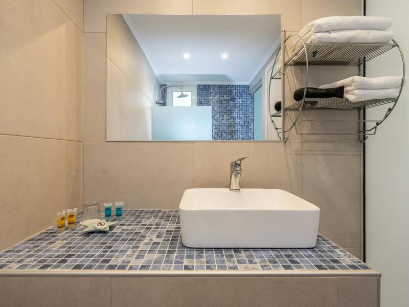 Bivalvia Beach Plus