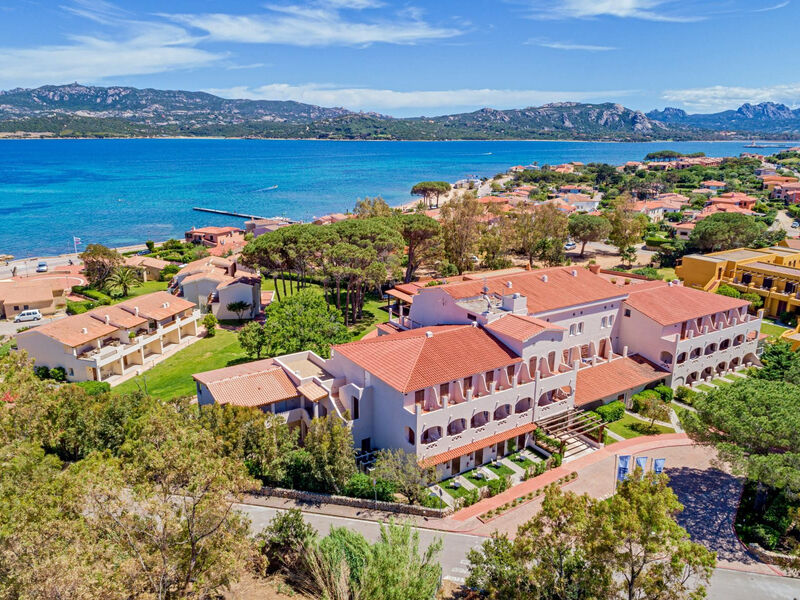 Blu Laconia Village