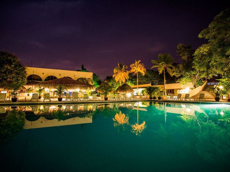 Bluebay Coronado Golf & Beach Resort