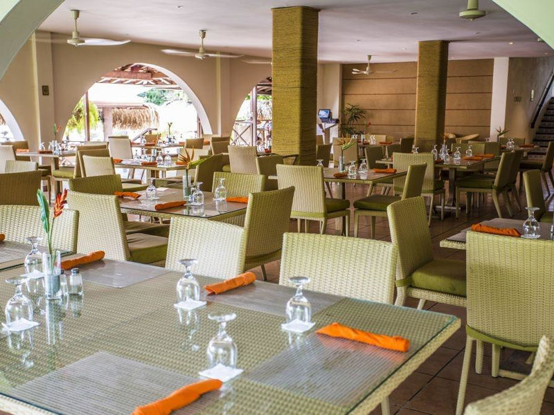Bluebay Coronado Golf & Beach Resort