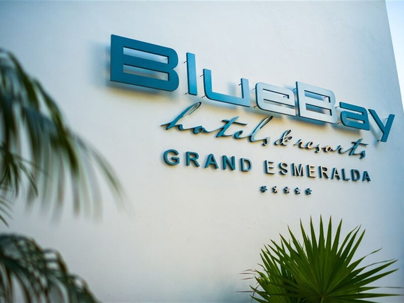 BlueBay Grand Esmeralda