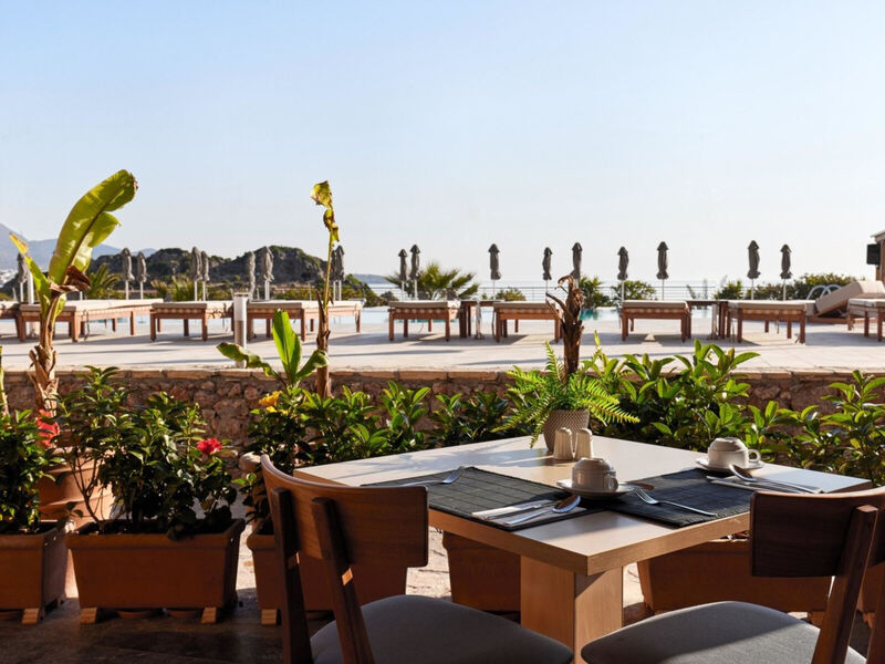 Blue Marine Resort & Spa