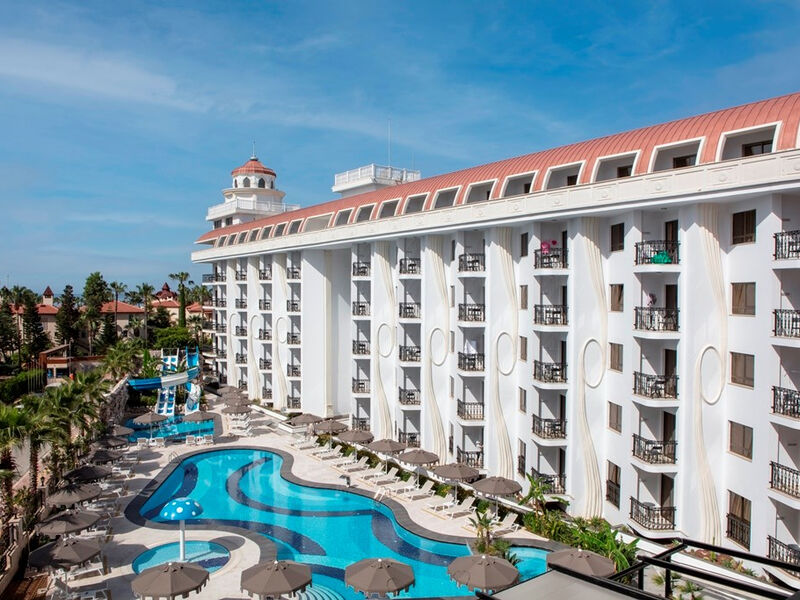 Blue Marlin Deluxe Spa And Resort