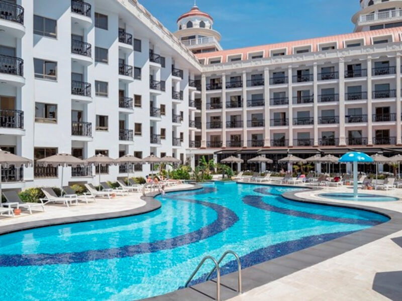 Blue Marlin Deluxe Spa And Resort