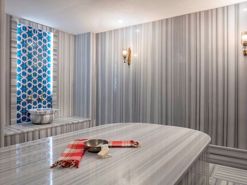 Blue Marlin Deluxe Spa And Resort