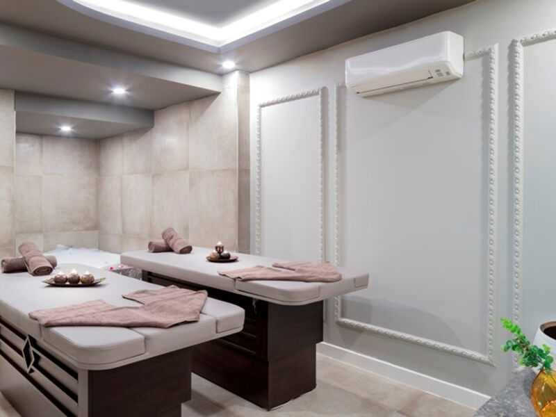 Blue Marlin Deluxe Spa And Resort