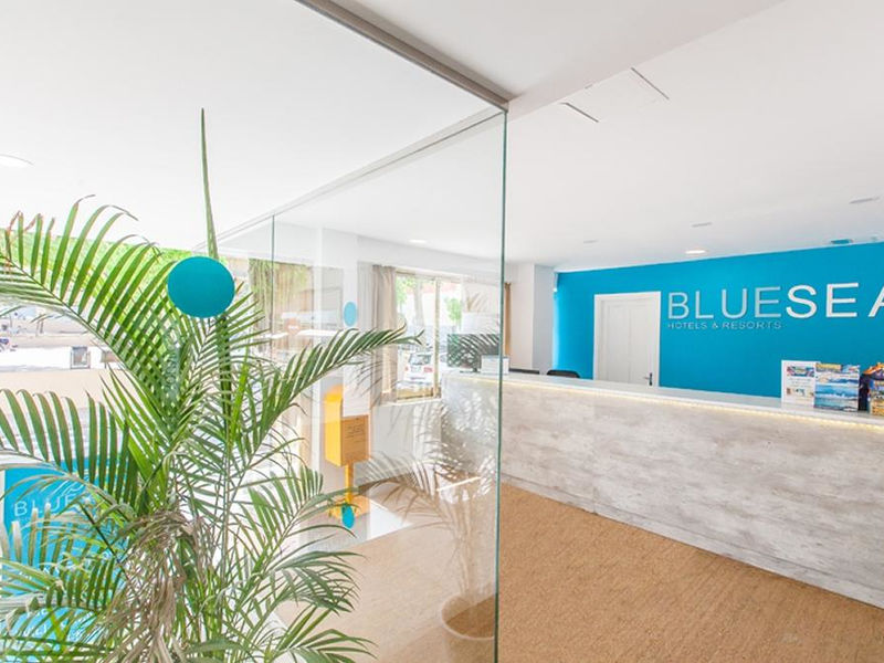 Blue Sea Arenal Tower