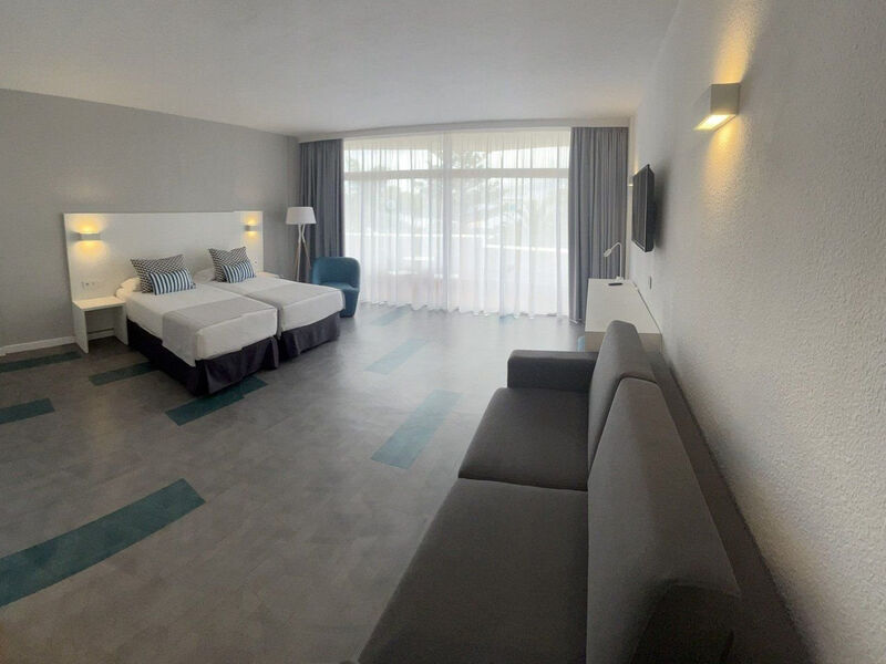 Blue Sea Puerto Resort