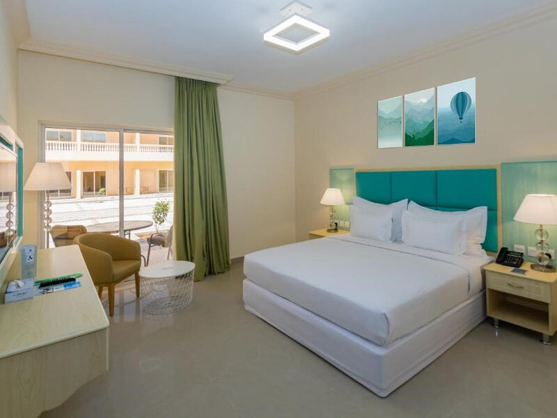 Hotel Bm Beach Resort