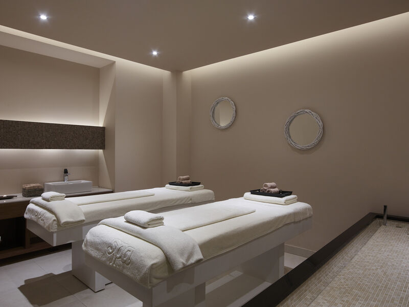 Boutique 5 Hotel & Spa