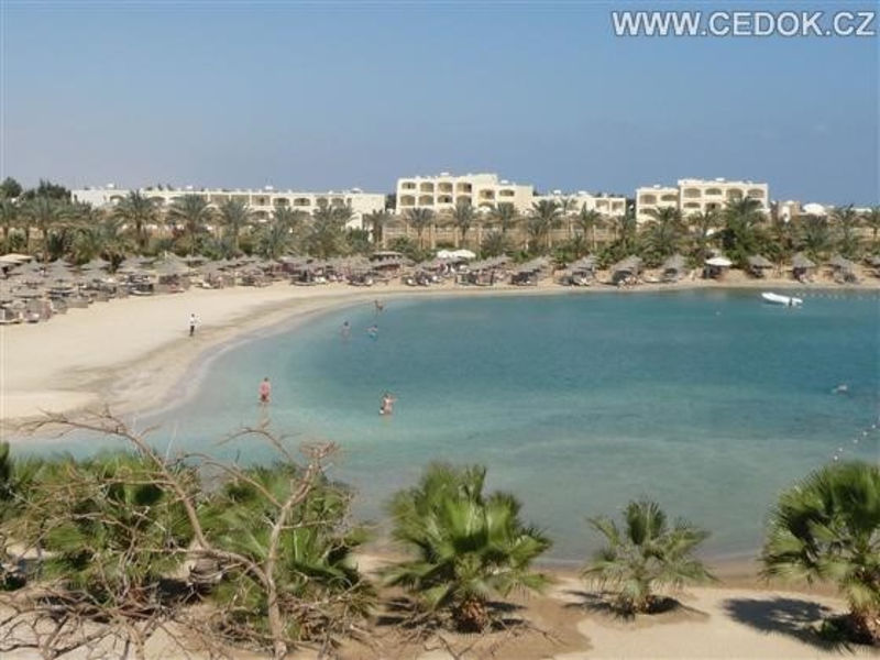 Brayka Bay Resort