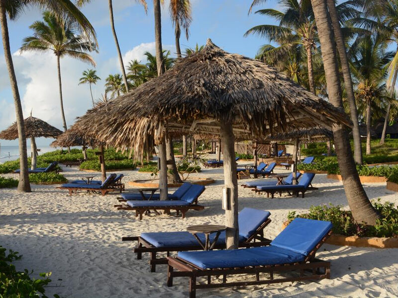 Breezes Beach Club & Spa