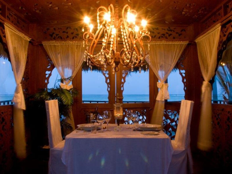 Breezes Beach Club & Spa