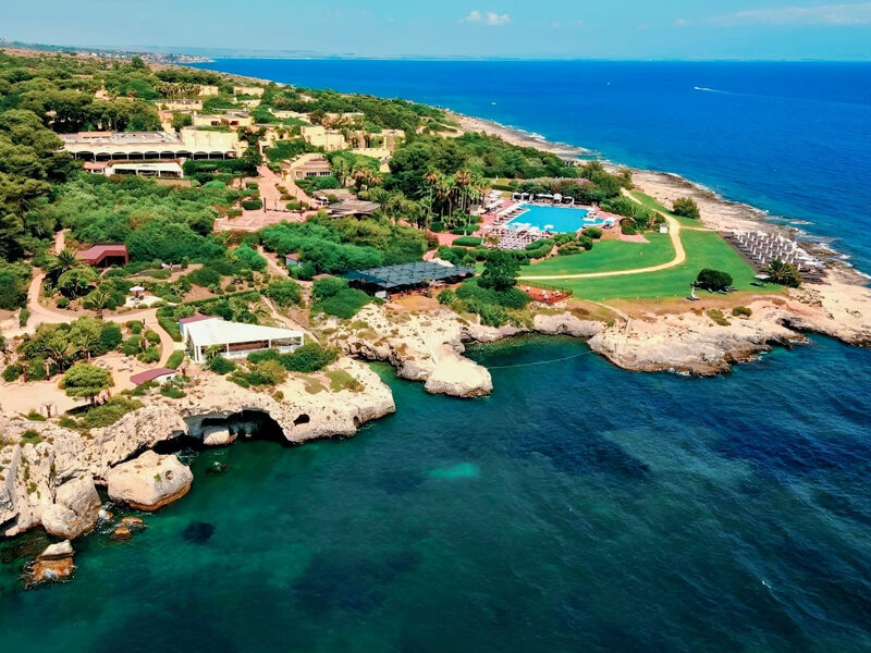 Mangia'S Brucoli Resort