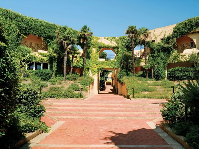 Mangia'S Brucoli Resort