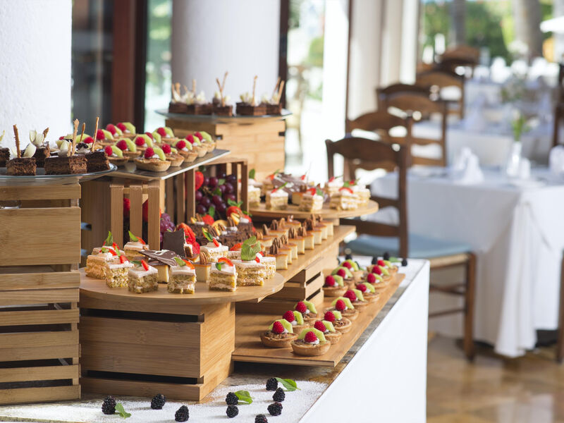 Buenaventura Grand Hotel & Great Moments