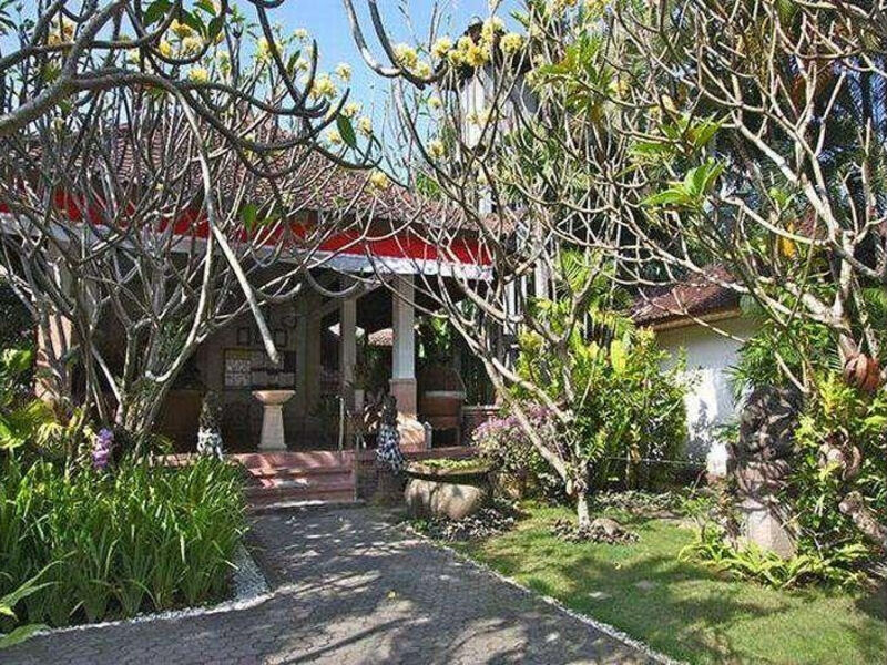 Bumi Ayu Bungalows