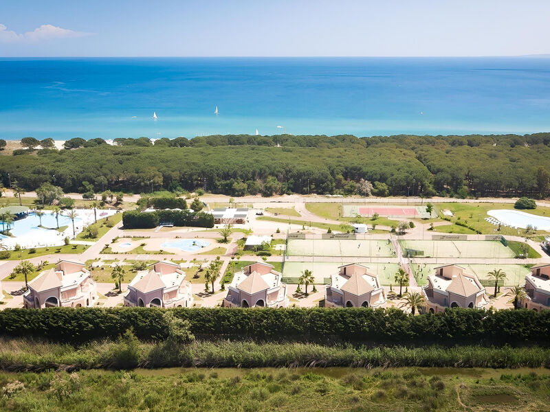 Bv Airone Resort