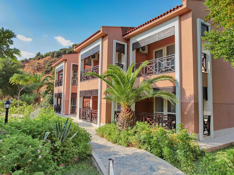 Club Yali Resort